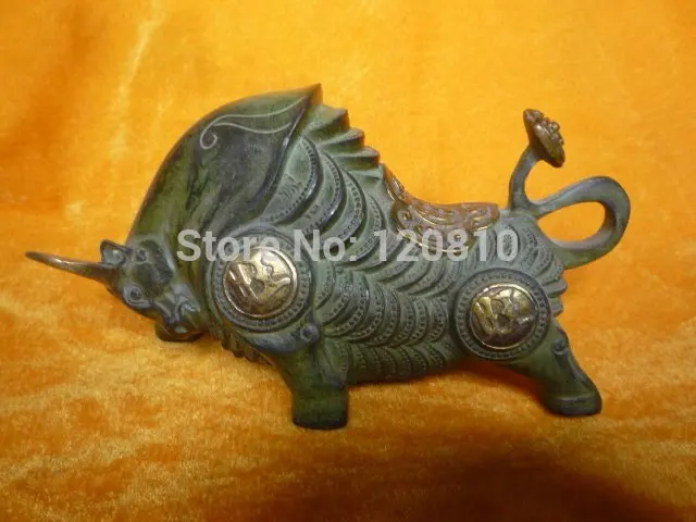 

Old China(1742-1789) Bronze statue /sculpture cow ,with mark best collection
