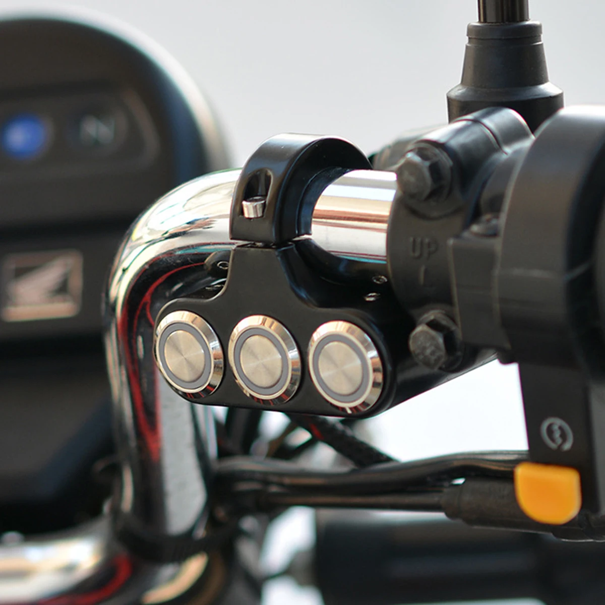 Aluminum Alloy Motorcycle Handlebar Switches 3 Button Switch Fog Light Horn Power Start Switch With Indicator Light