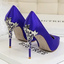 Elegante metal tallado tacones mujeres bombas 2019 alta calidad moda Sexy seda tacones altos 13 Color 10cm zapatos mujer boda zapatos