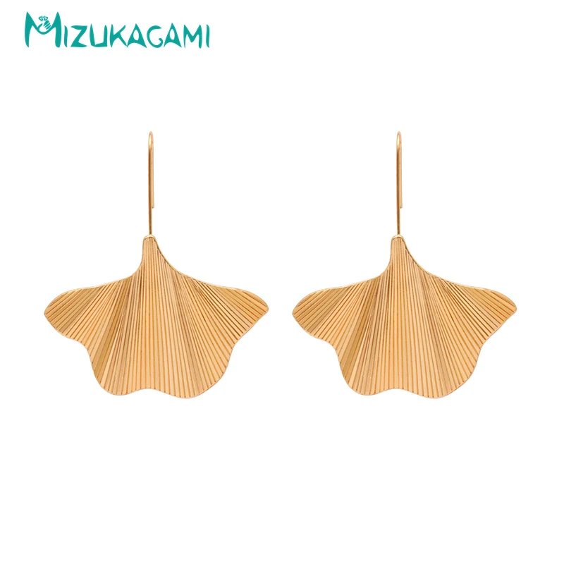 

MIZUKAGAMI Fashion Fan Shaped Gold Silver Metal Ginkgo Long Paragraph Simple Personality Geometric Drop Earrings Female Earring