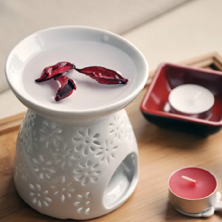 Dia 9*10.5cm HOT Sale White Ceramic Essential Oil Burner Fragrance