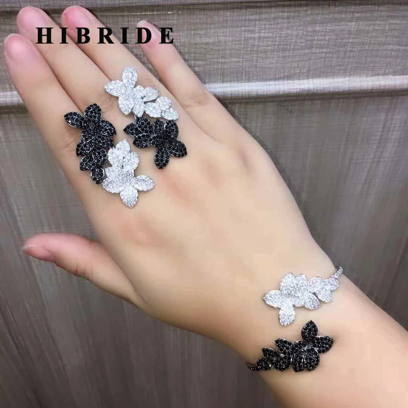

HIBRIDE Luxury Black And Clear Cubic Zircon Open Bangle Flower Design Bangle&Bracelets Earring Brincos Bijoux Femme N-641