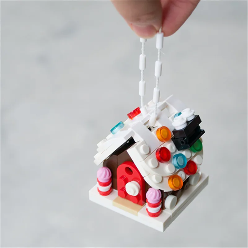 

Girl Series Winter Village Christmas Scene Gingerbread House Building Blocks Model Friends Action For Children Model Toys Gift