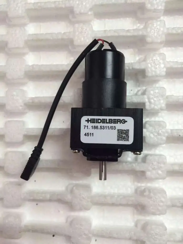 

1 pcs High quality printing machine offset printing sm74 parts motor 71.186.5311 high quality ink motor for heidelberg