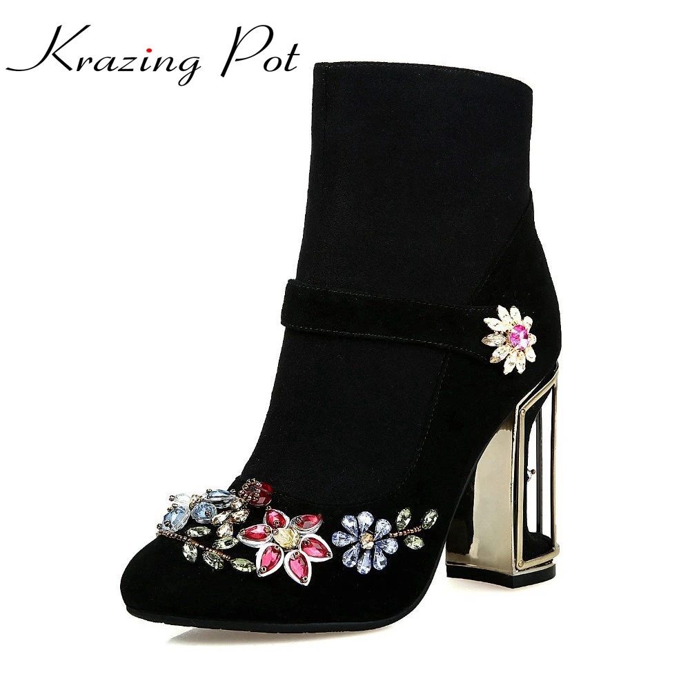 

2018 fashion brand winter shoes hollow thick heel Luxury diamond women ankle boots round toe flower crystal Chelsea boots L91