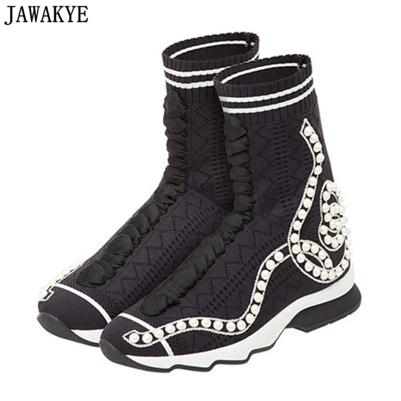 short flat heel boots
