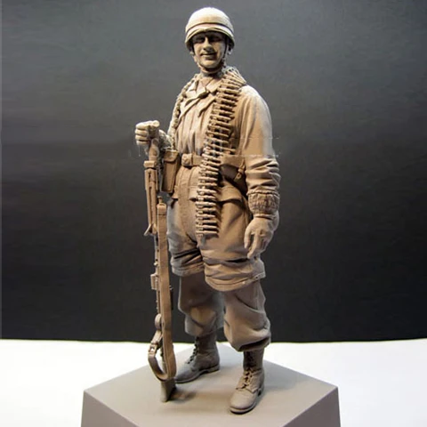 

1/16 Scale Resin Figure paratrooper 120mm