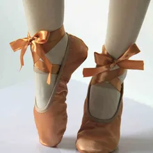 Новинка года; балетки; танцевальные туфли на плоской подошве; дизайнерские мягкие атласные балетки на шнуровке; женская танцевальная обувь с бантом и лентой