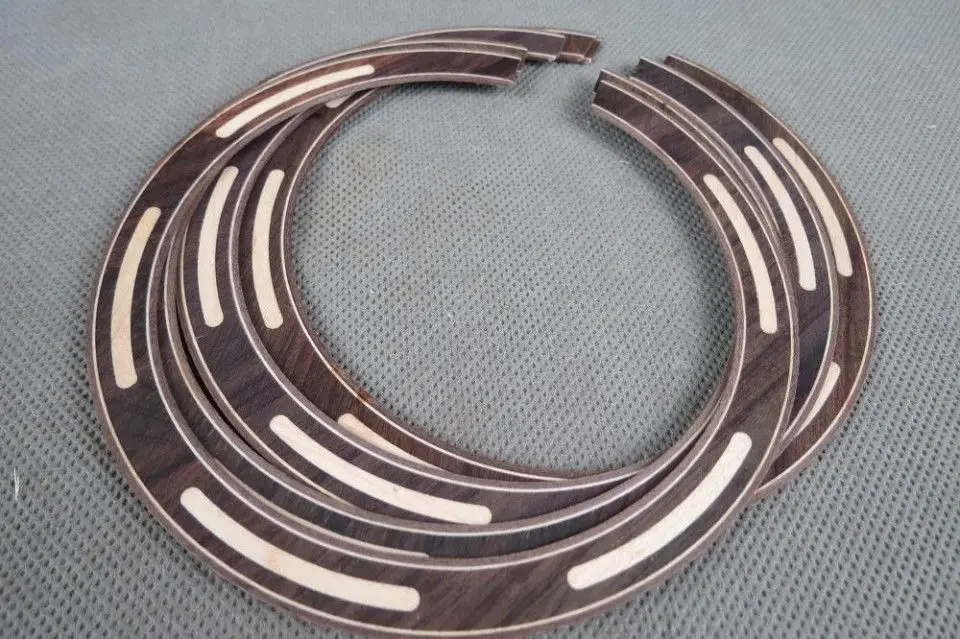 5PCS NEW ACOUSTIC GUITAR WOOD INLAY ROSETTE B 04in Guitar Parts