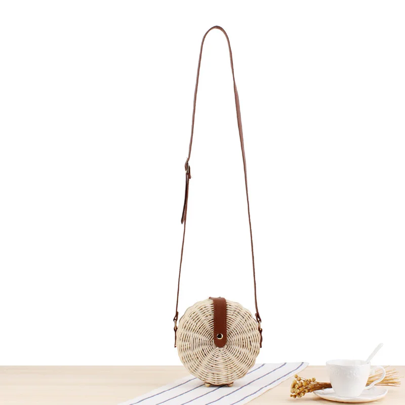 

Fashion Summer Bags for Women 2019 Beach Bags Round Handbag Retro Rattan Crossbody Bohemian Straw Bags for Women Hollow Out