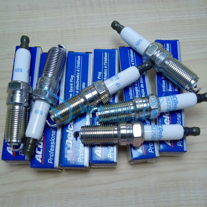 

Original Spark Plug for SUZUKI HOLDEN OPEL BUICK ENCLAVE CHEVROLET CAMARO CAPTIVA HHR MALIBU VECTRA FORD ESCORT FIESTA 1686133
