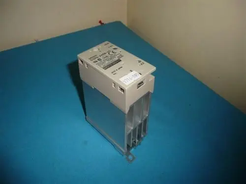 

DHL/EMS 5 LOTS OM-RON G3PA-240B-VD G3PA240BVD Solid State Relay 40A -A1
