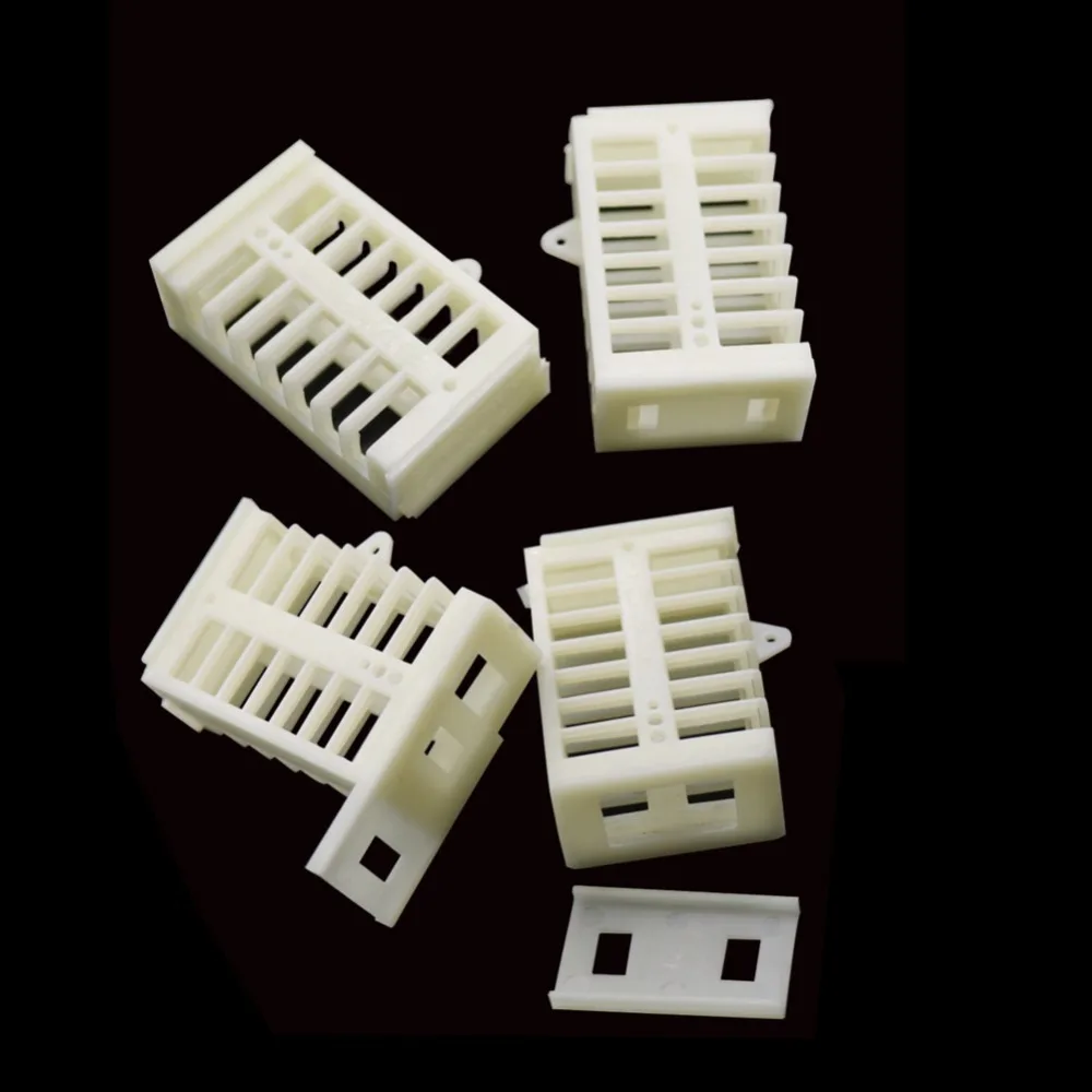 10pcs Bee Cages Beekeeping Cages Hole Bee Prisoners Transport Bee Queen