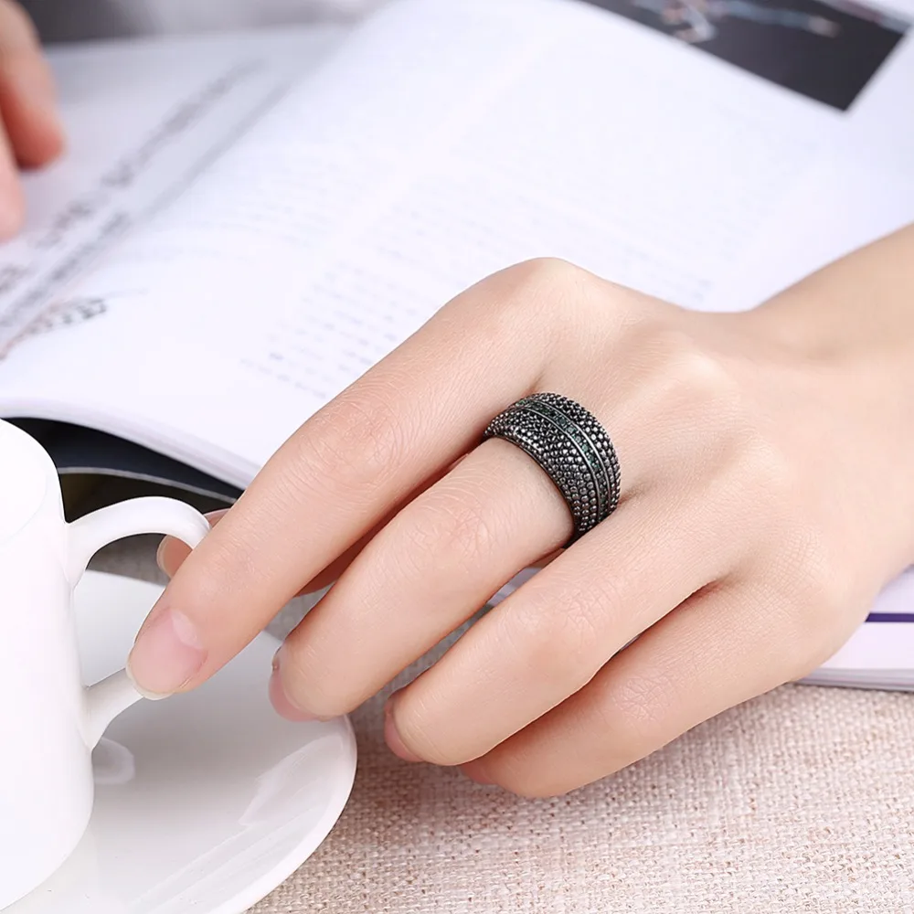Row Of Green Cubic Zirconia Party Ring Accessorise Black Gun Color Rings For Womens Fashion Jewelry (JewelOra RI103312)