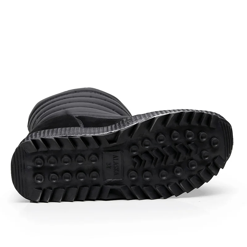 Northeast Winter Outdoor Tourist Snow Shoes Women's Thickened and Warm Shoes Slip-proof Boots Camouflage Multi-erotic Cotton Women's Shoes