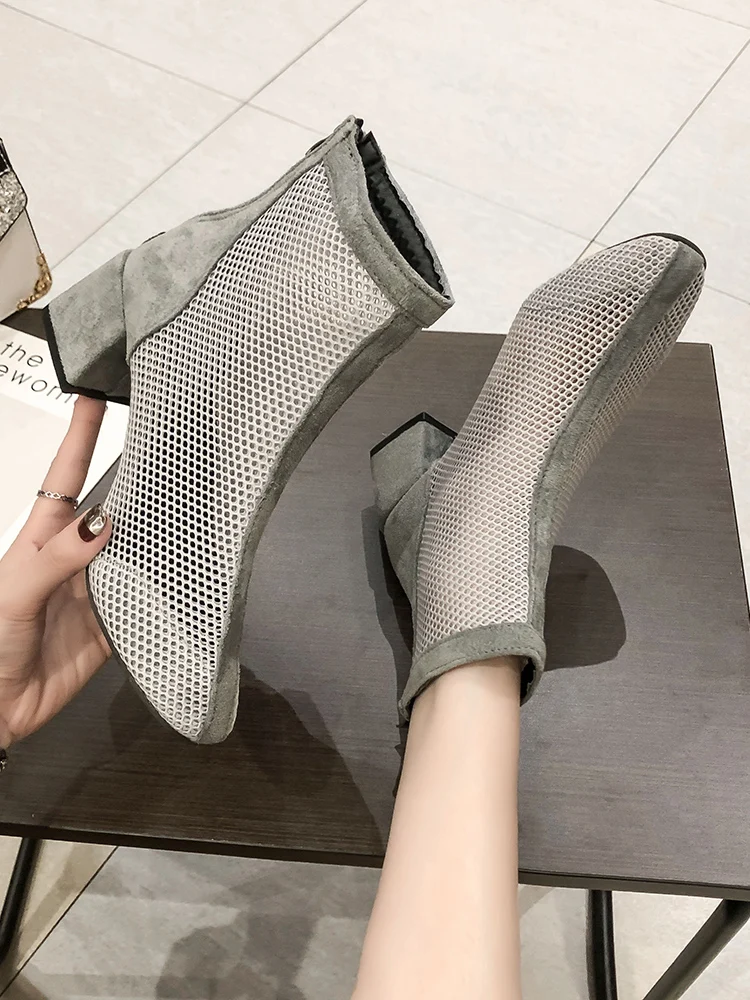 

Women's shoes short boots spring and autumn 2019 new summer breathable mesh yarn hollow Martin boots