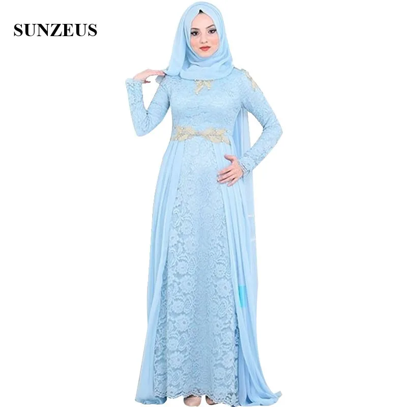 

Vintage Lace Evening Dresses With Long Sleeves Blue Sky Formal Gowns With Gold Appliques Beads Muslim Women Party Gowns