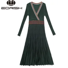 2018 New Autumn Pleaded Knitted Long Dress Long Sleeve Mid-Calf Party Dress V-neck National Style Big Size