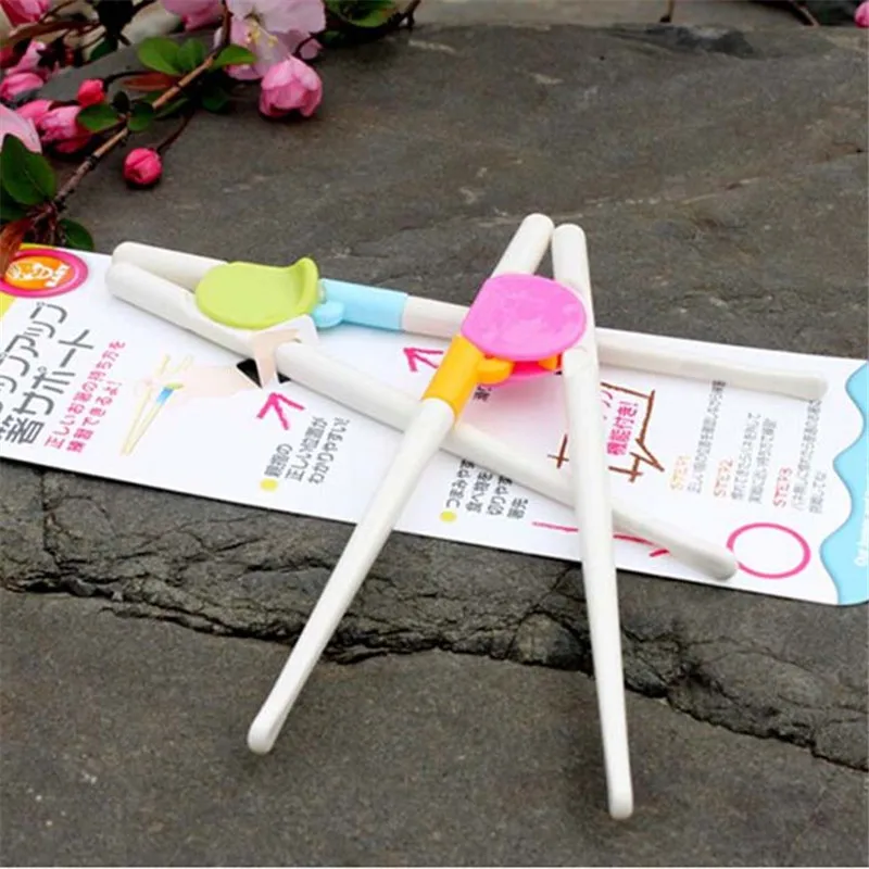 

New Training Baby Chopsticks Using Food Eating Tool Helper Kids Training Chopsticks 1 Pair cute