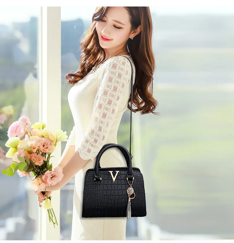 women bag  (1)