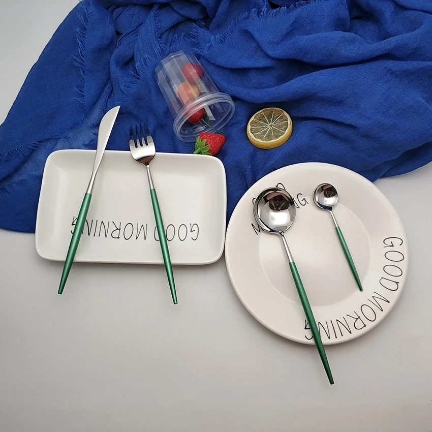 Rolex Watches Wholesale 安い ホット販売 4 ピースミラーライトポルトガル緑と銀食器 304 ステンレス 鋼カトラリーキッチン食品食器セット オンライン 価格 Rolex Watches Wholesale 安い ホット販売 4 ピースミラーライトポルトガル緑と銀食器 304 ステンレス 鋼カトラリーキッチン食品食器セット オンライン 価格