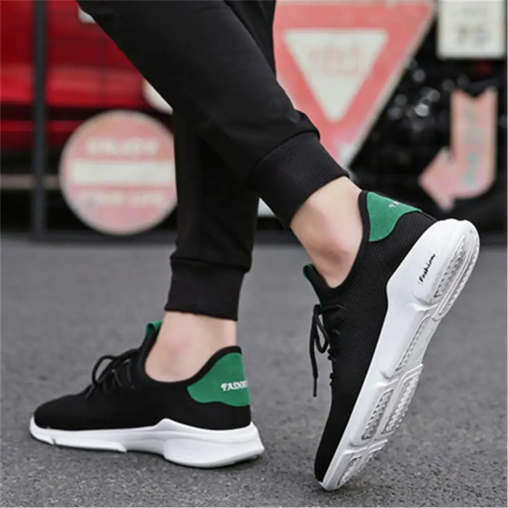 

New breathable 39-44 yard mesh shoes men's sports shoes outdoor breathable comfortable sports flat ladies sneakers