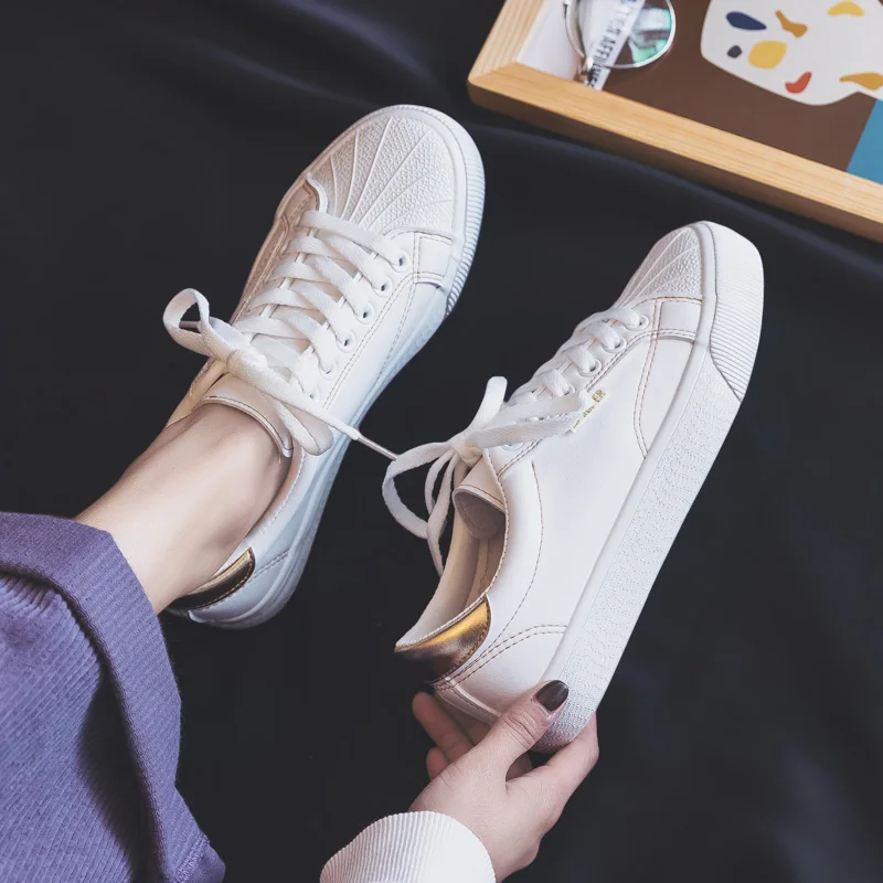 

Wild basic white shoes female 2019 spring new spring women's shoes flat student shell plate shoes foreign gas white shoes