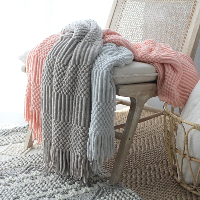 

2017 New Fashion Super Soft Flannel Fleece Winter Blankets On The Bed Knitted Blankets Plaid Throw TV Traval Blanket Cover