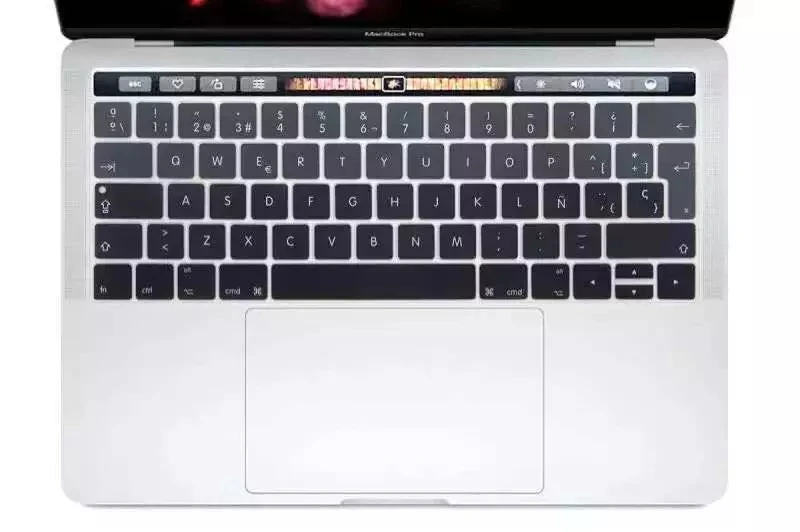 Градиентный чехол с испанской силиконовой клавиатурой для нового MacBook Pro 13 &quotA1706