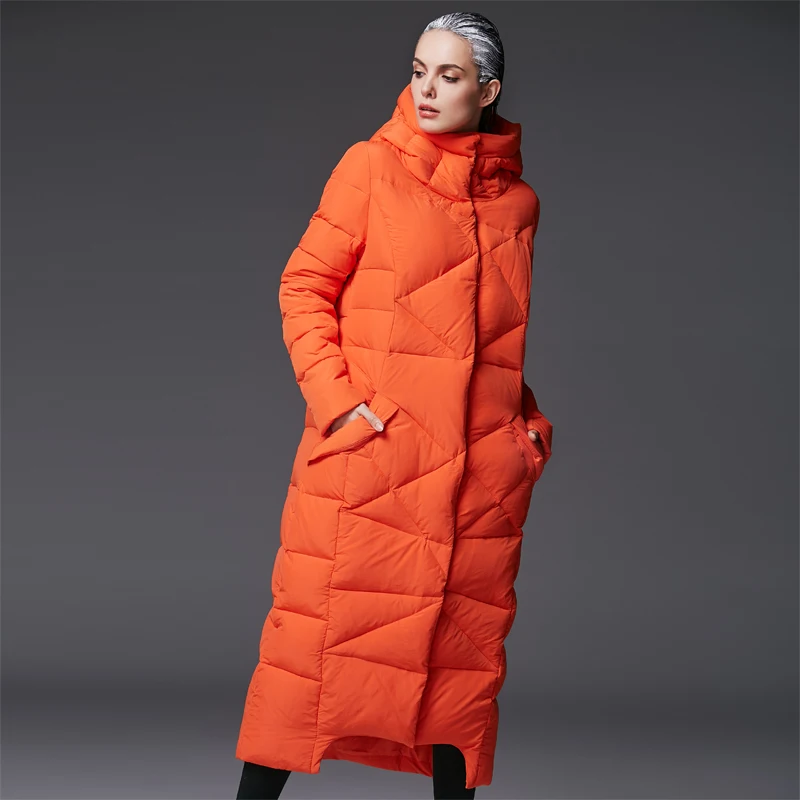 Удлиненное пальто на утином пуху, с капюшоном, свободное, большие размеры, элегантная новая зимняя куртка для женщин, женские куртки и пальто,, парка, дизайнерская
