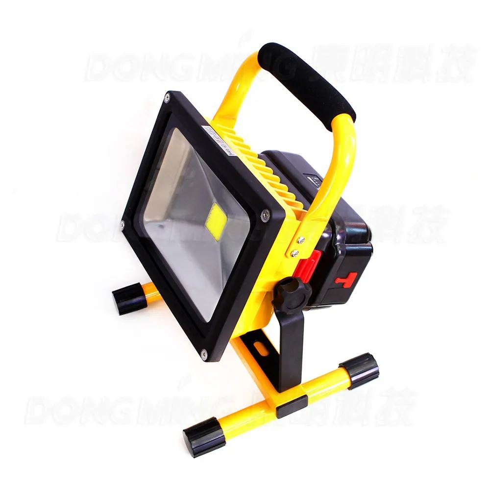 10W Emergency led reflector Rechargeable Portable floodlight 110V 220V