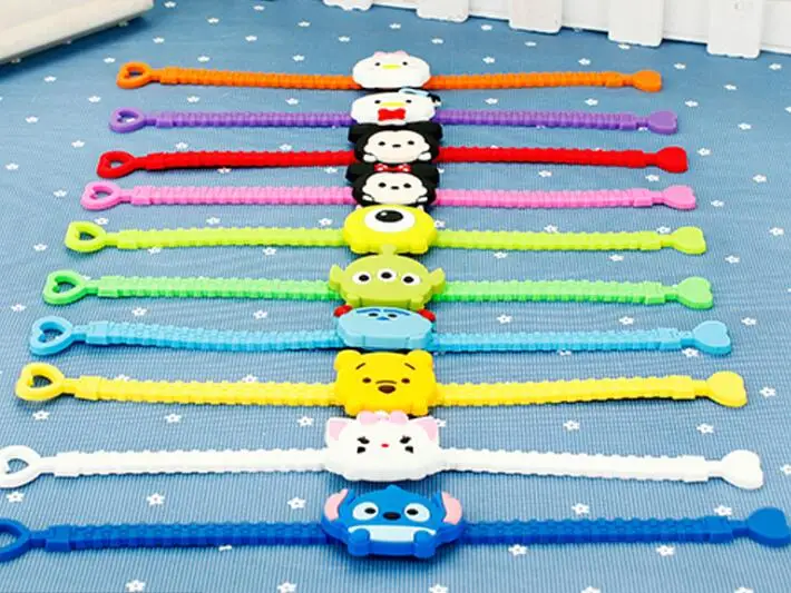 

50Pcs mix cartoon color stitch tsum mickey minnie bears cat children rubber hand bands silicone bracelets with party kids gifts
