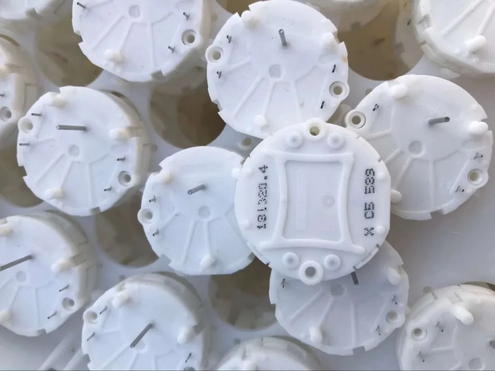 

10pcs X C5 589 Stepper Motor Instrument Cluster for Ford Mustang,From 2005 to 2007 same as XC5,X15,X25 589, XC5 589 x27 589