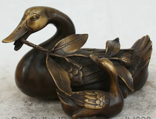 

JP S0524 8" Chinese Copper Feng Shui Folk animal Mother son duck quacker Statue sculpture