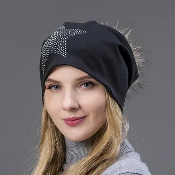 

2017 Hot Sale The summer spring and autumn star pattern earmuffs cap with raccoon fur Pompom on the top hat for women