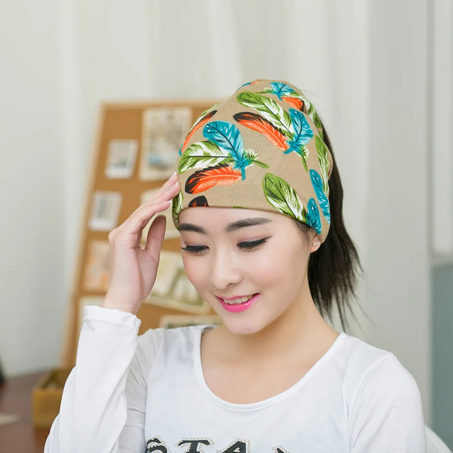 

New Year's Gift Beanies Spring&Autumn Solid Color Hat Scarf Maple Style 3 Way To Wear Multifunctional Beanies For Women Gift