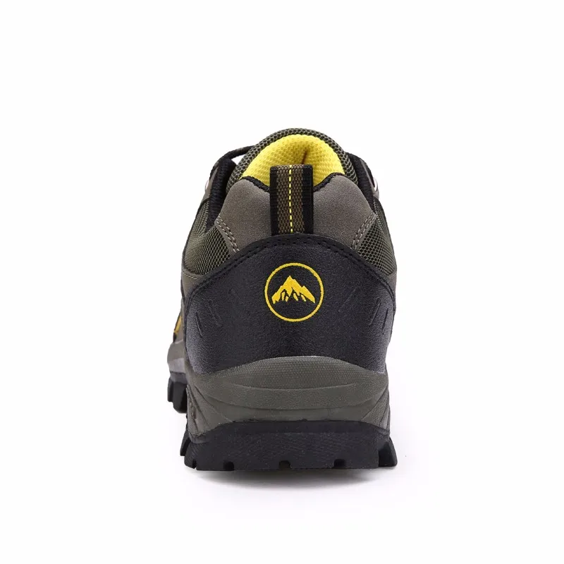 E19A3055