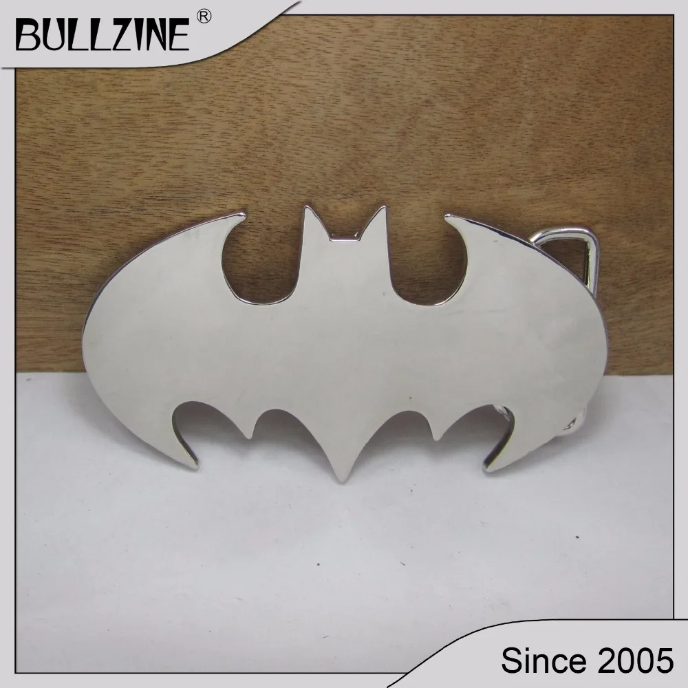 

The Bullzine Batman belt buckle with silver finish suitable for 4cm width snap on belt FP-02365