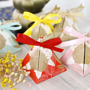 

50PCS European style wedding wedding supplies full moon wine candy candy box carton box triangle creative wedding