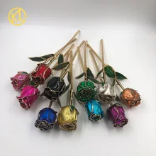 G029 серии Красавица и Чудовище 11 дюймов с длинными стеблями несколько Цветной бутон розы, смоченной в покрытыем цвета чистого 24 каратного золота самый лучший подарок для подруги