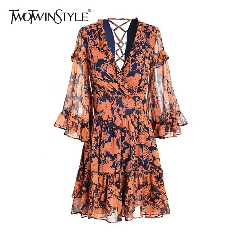 

TWOTWINSTYLE Summer Print Women Dress V Neck Flare Sleeve High Waist Hollow Out Bandage Mini Beach Dresses Female Fashion 2019