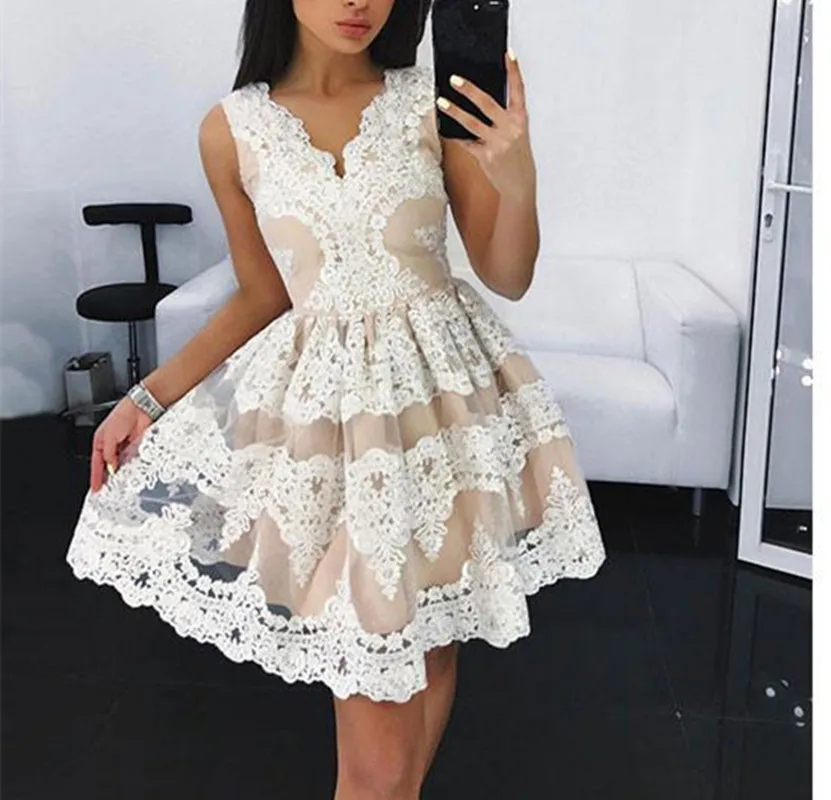 

Charming Short White Cute Lace Homecoming Dress Mini Evening Party Dresses Sweet 15 Girl Graduation Dresse