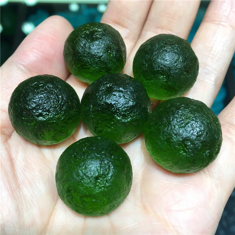 1 шт. Moldavite Чешский метеорит ударное стекло натуральный грубый камень кристалл