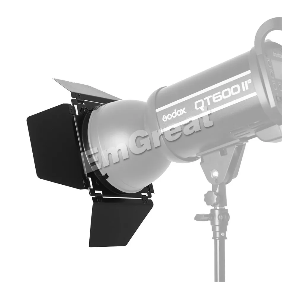 Montagem de Bowens Godox BD-04 Barn Door