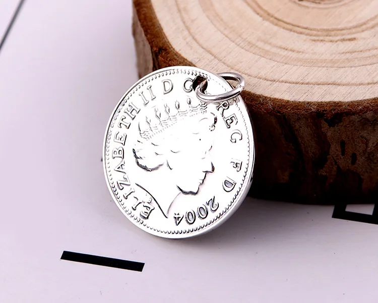

925 sterling silver European and American fashion queen silver coin vintage old pendant pearl necklace specially equipped