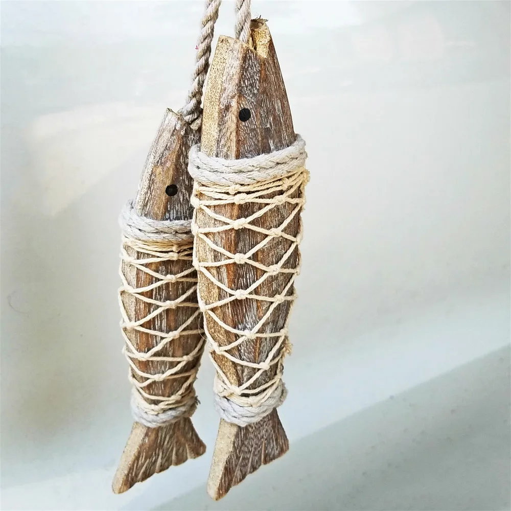 2Pcs Wooden Hanging Fish Mediterranean Style Rustic Coastal Hand Carved Ornaments Wall Sculptures For Home Shop Decor Handicraft