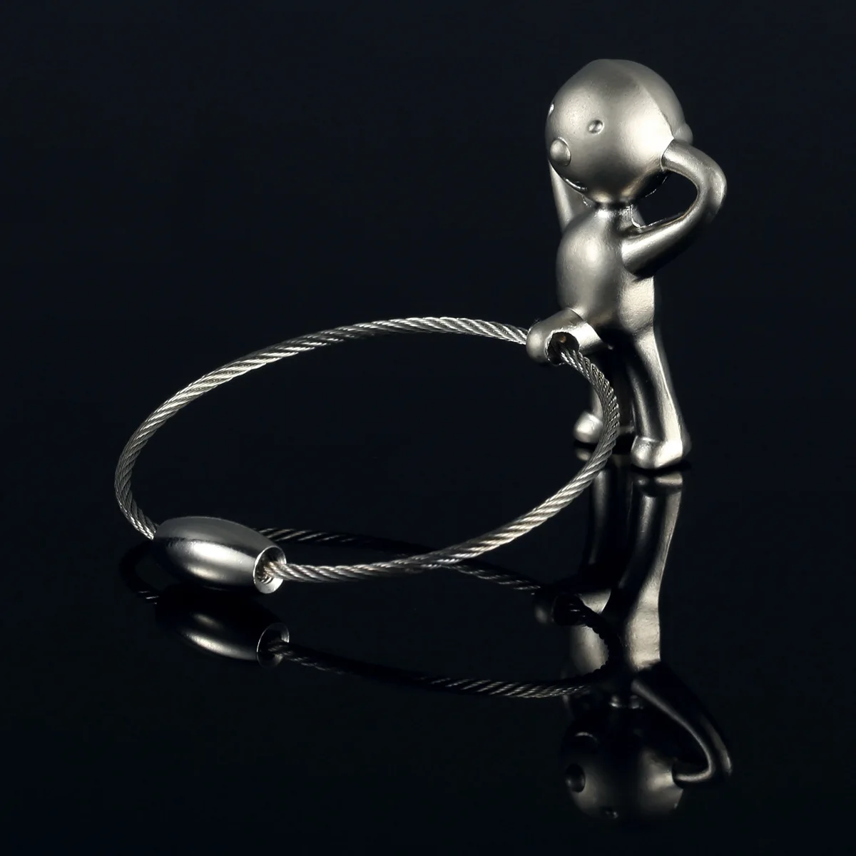 Indusleaves Creative Gift Holding Head Wire Ring Metal Keychain Car Advertising Key Chain Pendat | Украшения и аксессуары