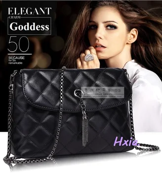 

Yuhua, 2020 new women handbags, leather casual shoulder bag, metal tassels woman messenger bag, retro small square bag.