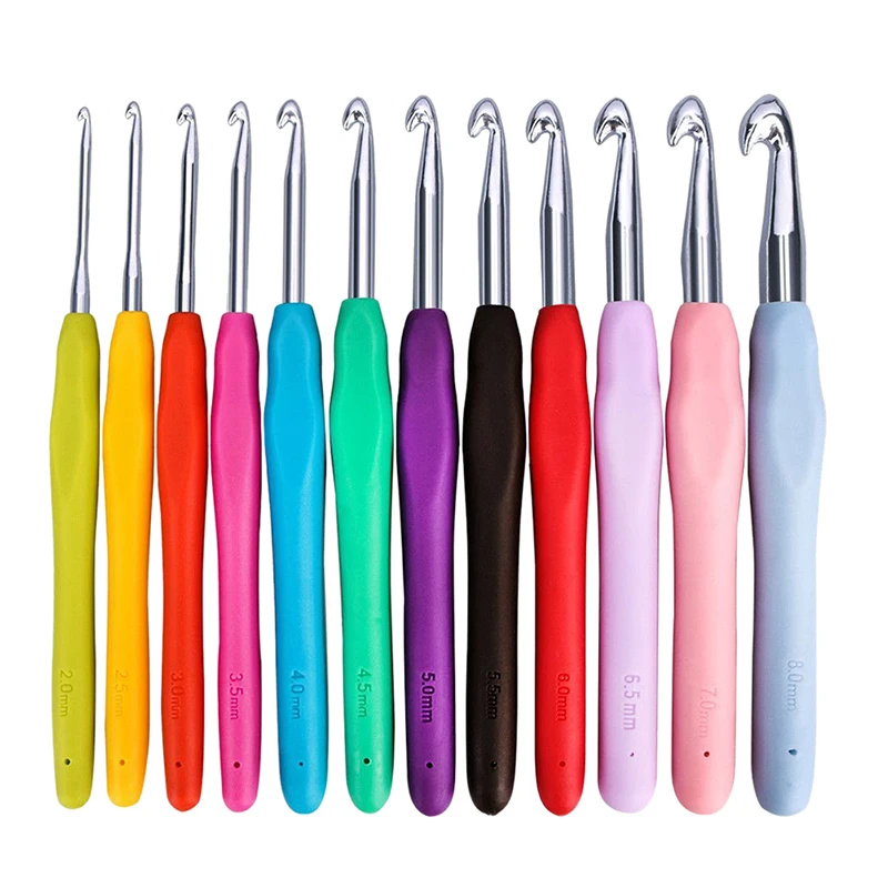 

Crochet Hooks Set 12pcs Ergonomic Soft Rubber Grip Handle & Aluminum Knitting Needle In Case-Size 2mm To 8mm DIY Weave Yarn Kit