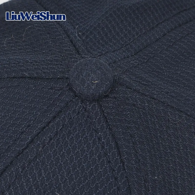 Casual Letter M Black Solid Baseball Caps Men Women Outdoor Trucker Cap Full Closed Dad Hats Male Brand Sport Gorras Cap Bones